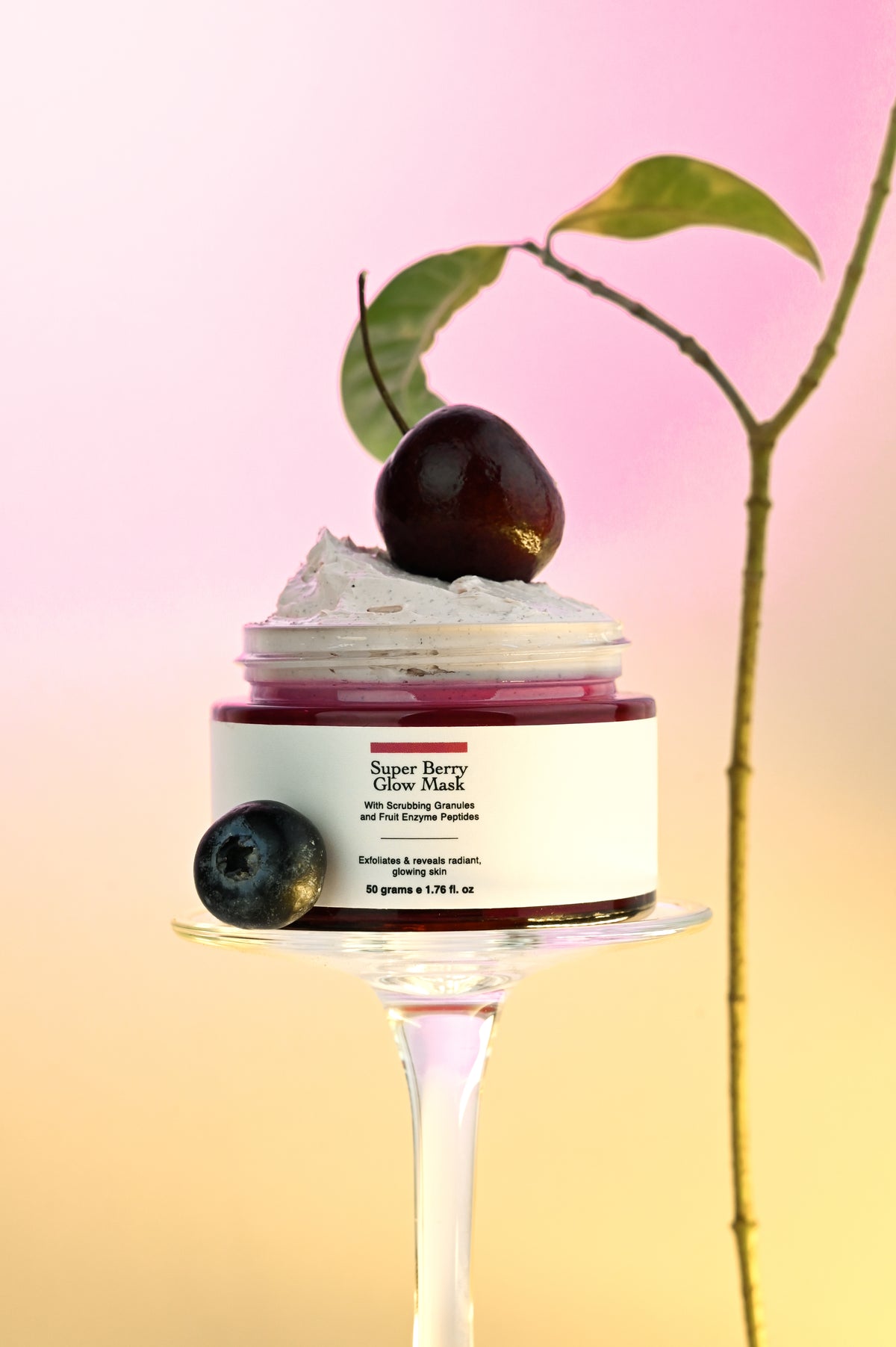 Super Berry Glow Mask with Fruit Enzyme & Scrubbing Granules